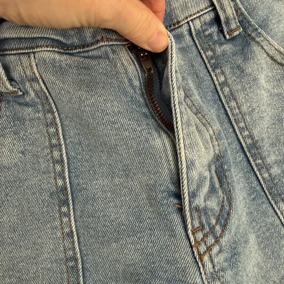 Vibrant MIU Wide  Leg Jeans Size 5 W26 Light Wash Patch Pocket Cropped Denim - Picture 5 of 16